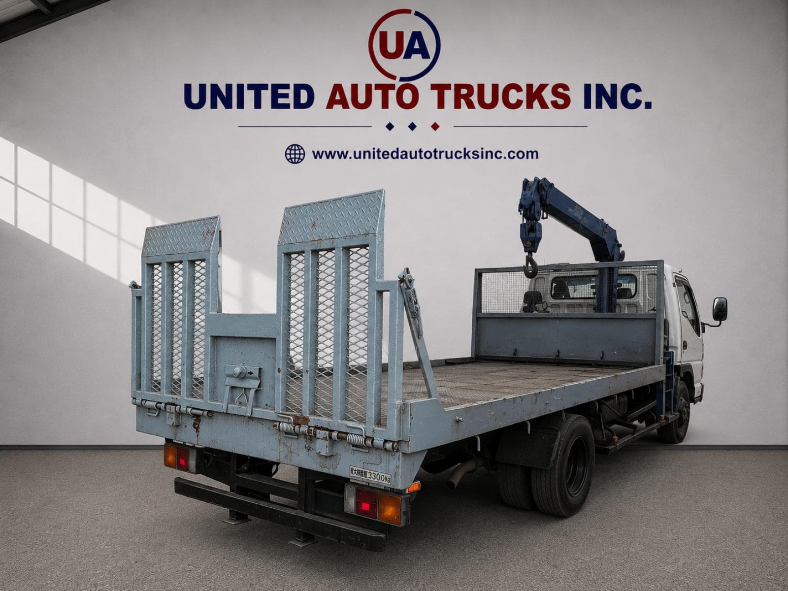 MITSUBISHI CANTER