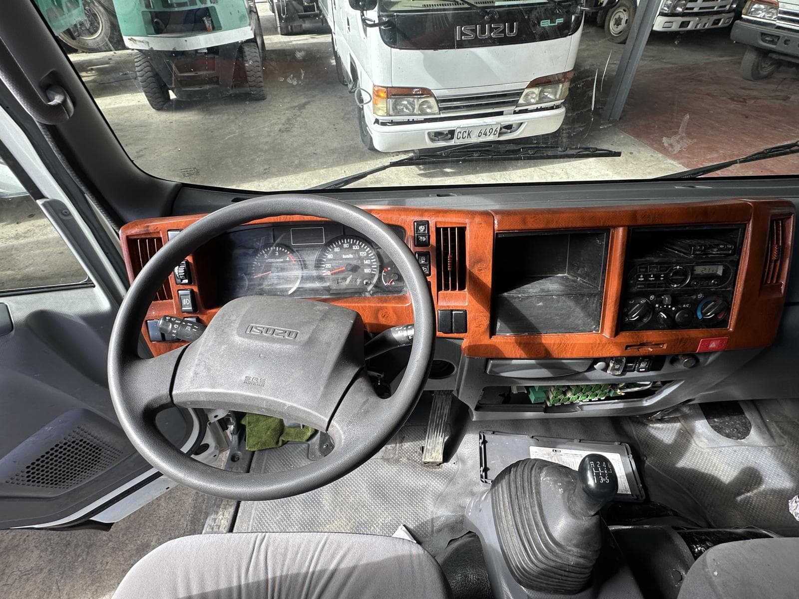 ISUZU ELF