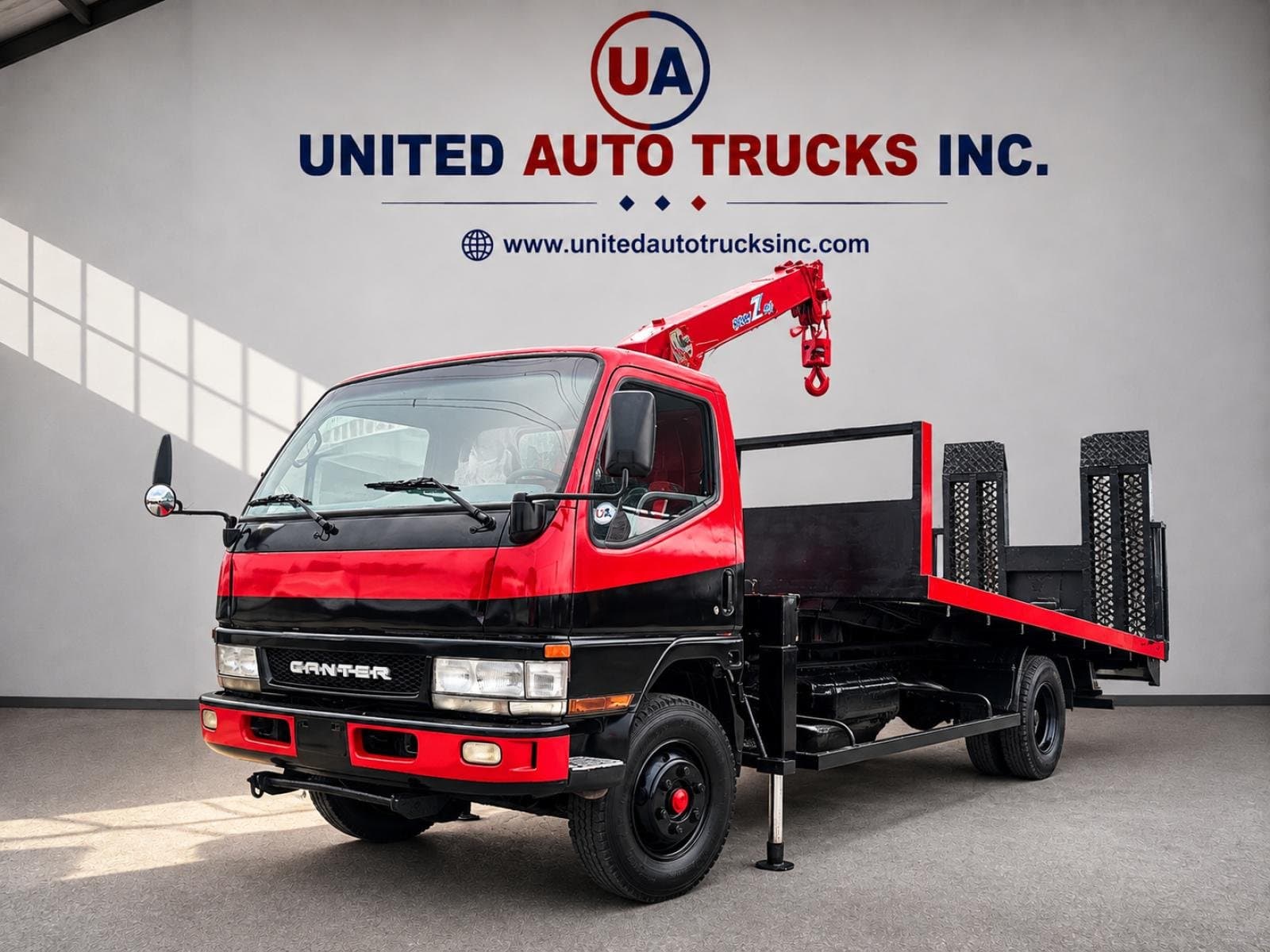 MITSUBISHI CANTER