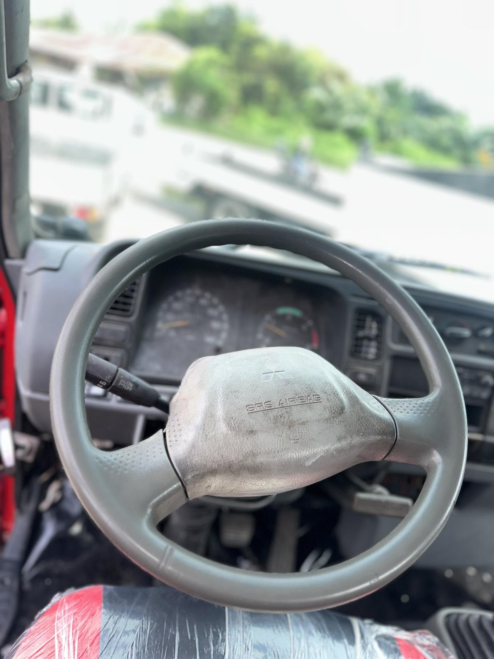 MITSUBISHI CANTER