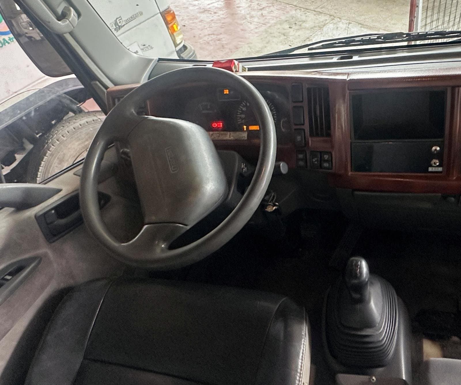 ISUZU ELF