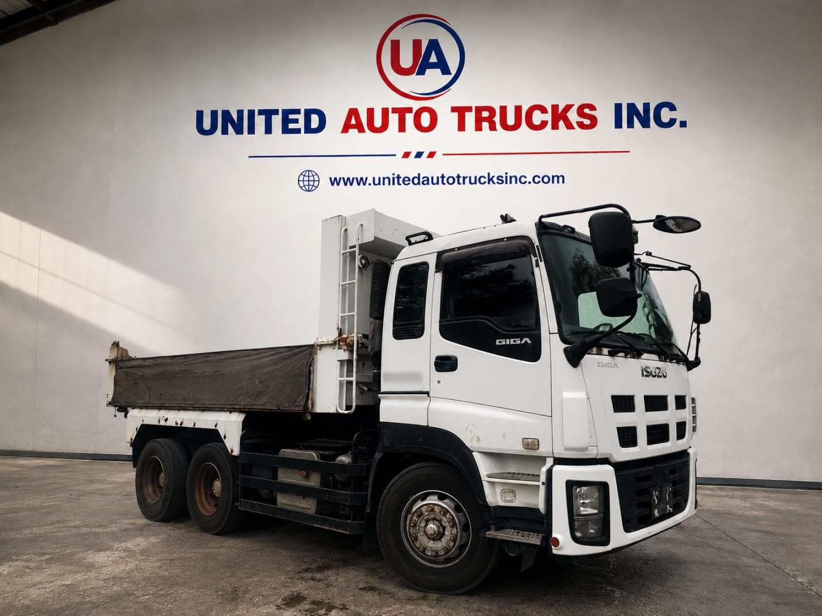 ISUZU GIGA