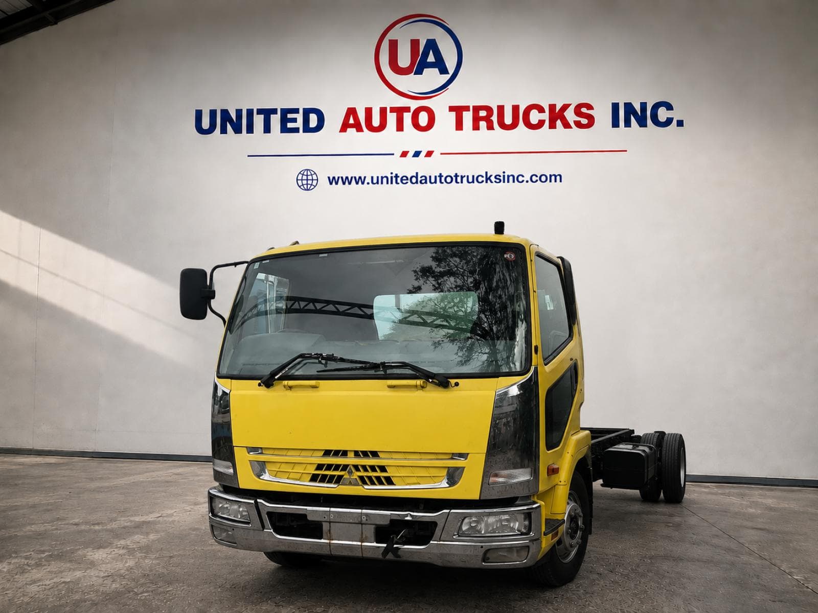 MITSUBISHI FUSO